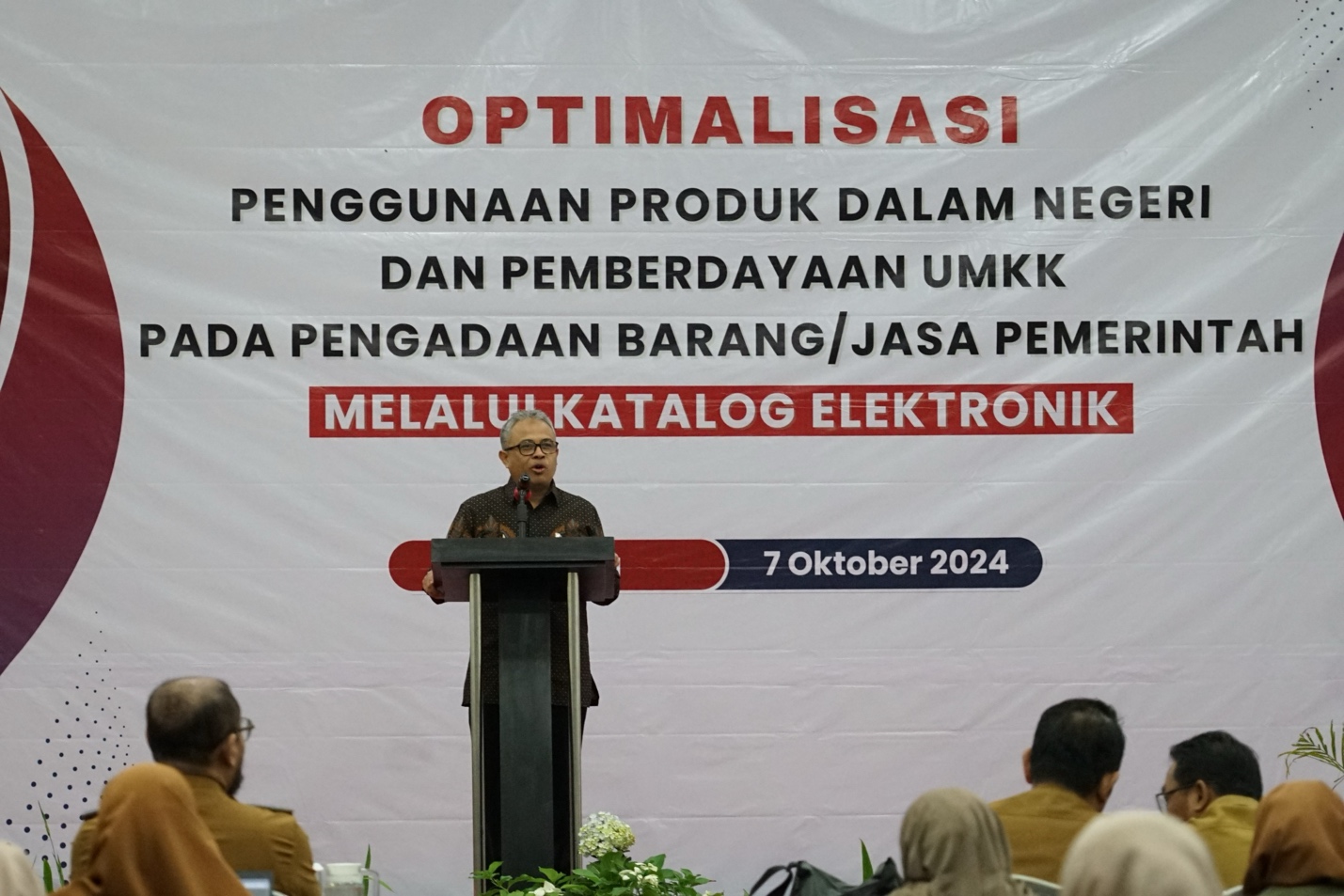 http://lkpp.go.id./LKPP Bekali Pelaku UMKK Agar Kuasai Pasar Pengadaan Barang/Jasa Pemerintah Lewat Katalog Elektronik